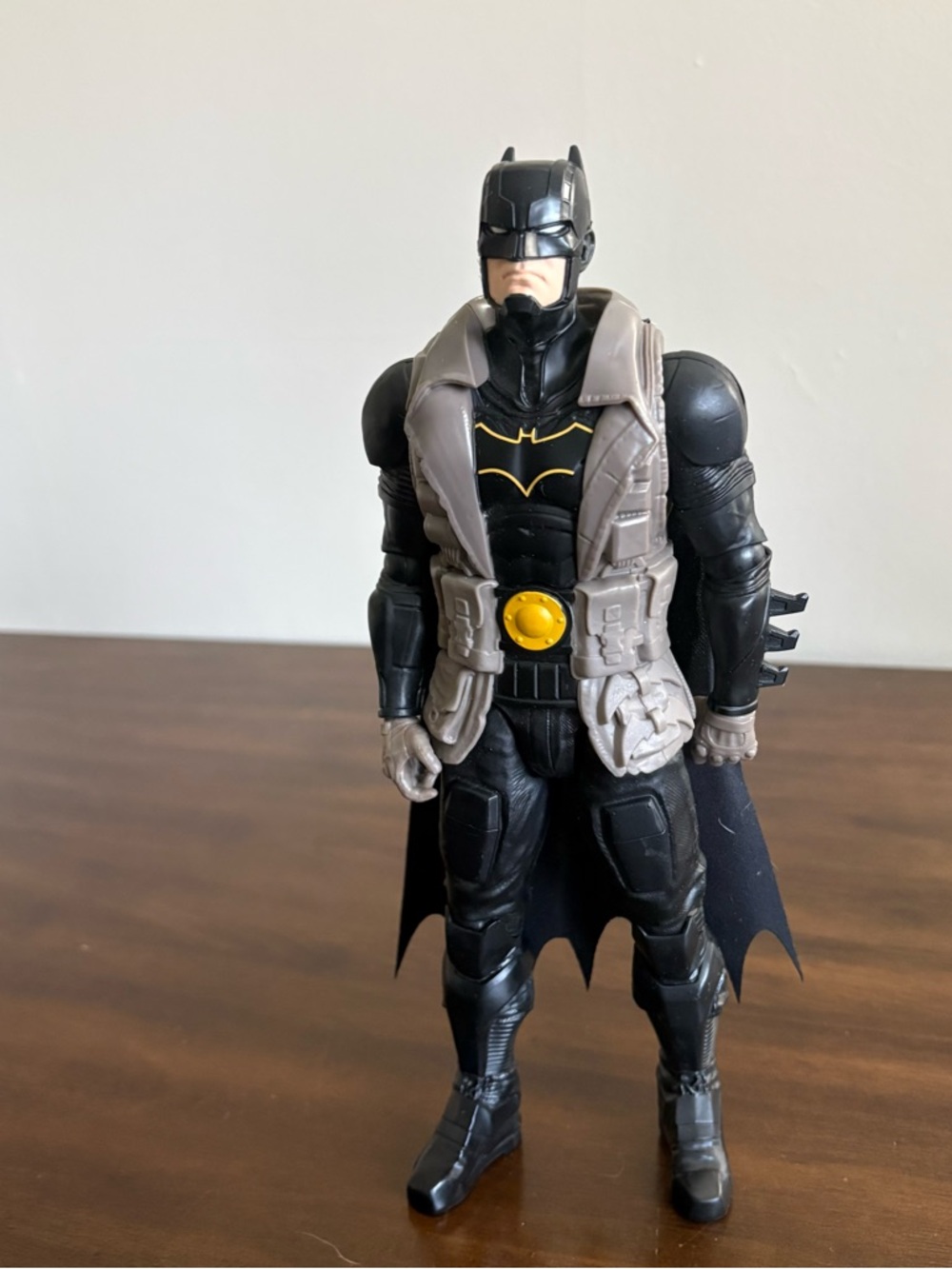 DC Comics Batman Kids Action Figure Toy 11” EUC black dark knight
